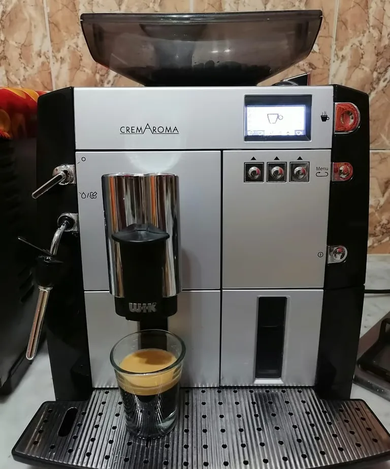 Machine à café à broyeur remise en état
